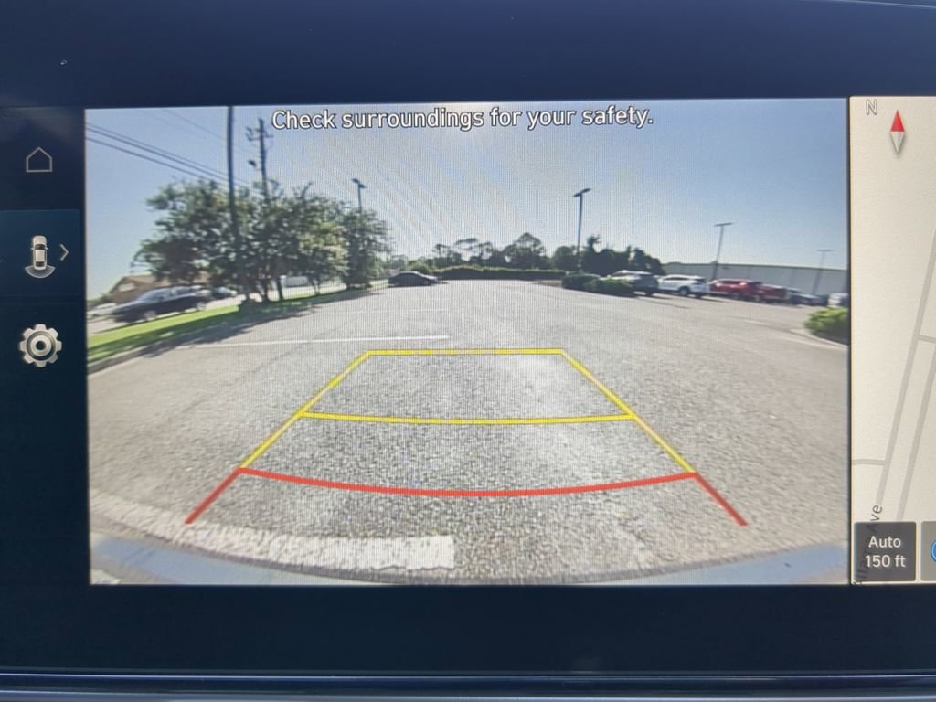Used 2024 Hyundai Elantra Blue FWD image 17