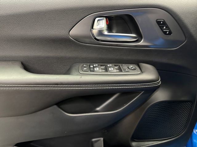 New 2026 Chrysler Pacifica Select w/ S Appearance Package image 29