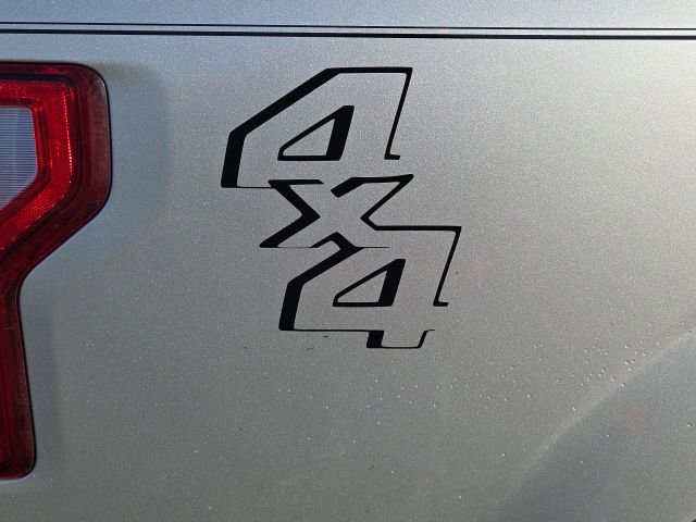 Used 2015 Ford F150 XLT w/ Equipment Group 302A Luxury image 6