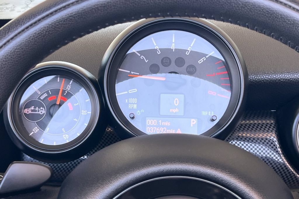 Used 2015 MINI Cooper Roadster S FWD image 23