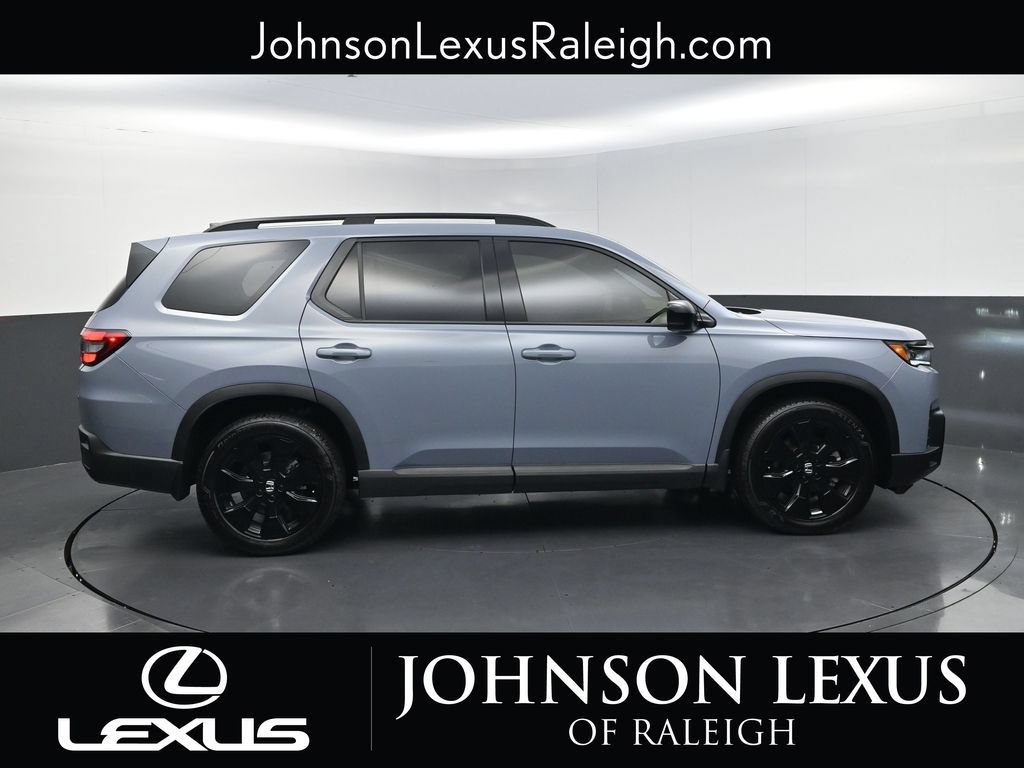 Used 2026 Honda Pilot Black Edition image 6