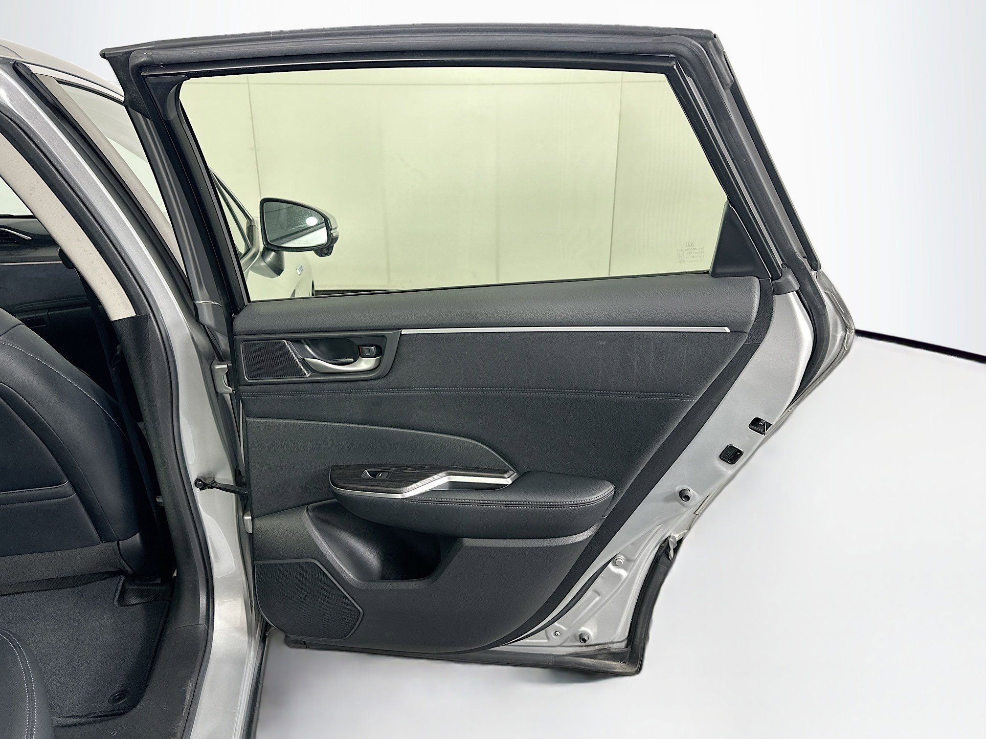 Used 2018 Honda Clarity Touring image 29