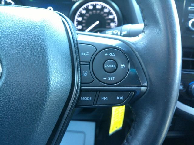 Used 2023 Toyota Camry SE image 13