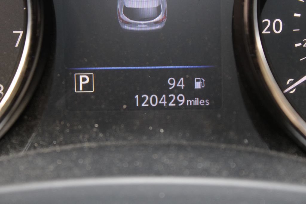 Used 2020 Nissan Rogue Sport SV FWD image 18