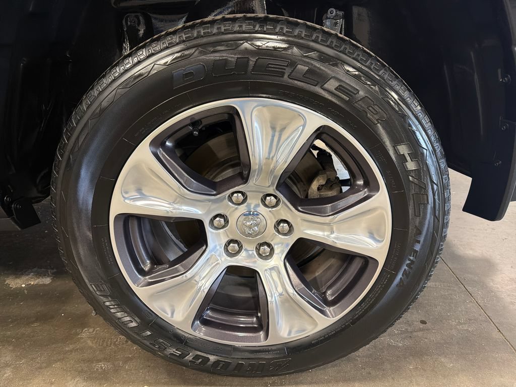 Used 2023 RAM 1500 Laramie AWD/4WD image 19
