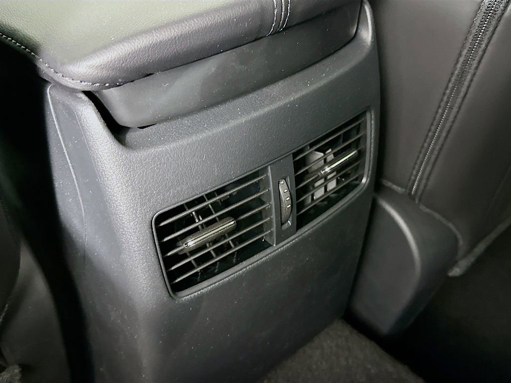 New 2025 MAZDA CX-30 AWD 2.5 S w/ Select Sport Pkg image 31