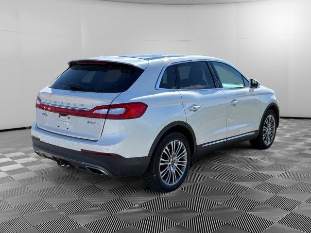Used 2016 Lincoln MKX Reserve w/ Technology Package AWD/4WD image 5