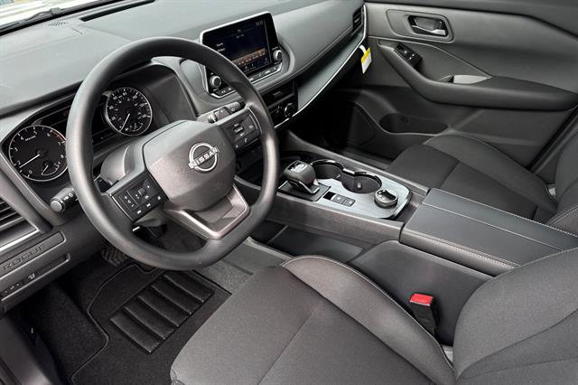 New 2026 Nissan Rogue S image 8