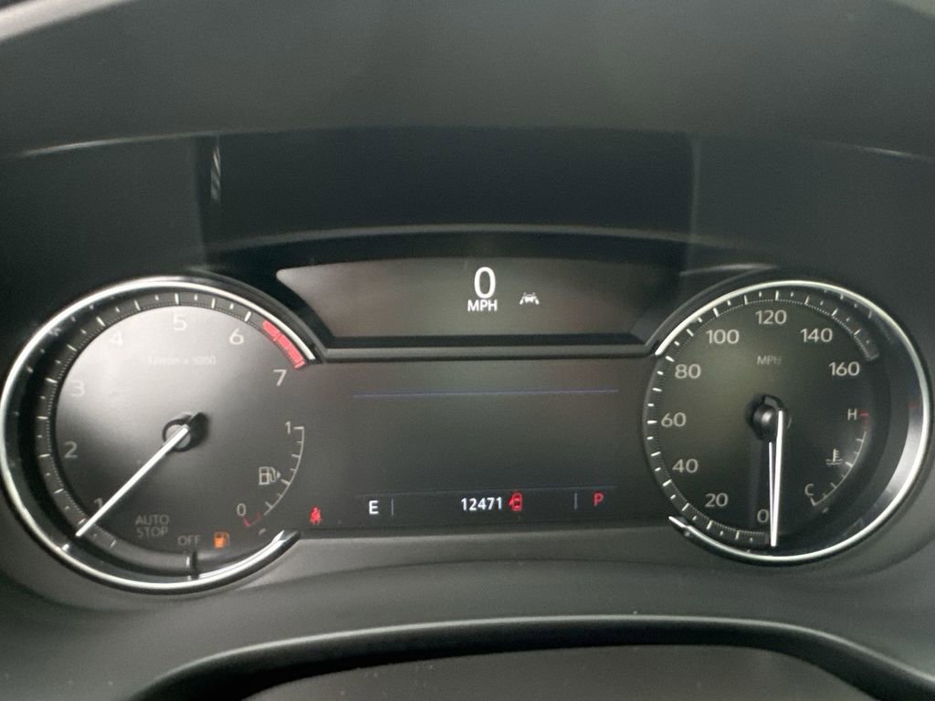 Used 2022 Cadillac XT4 Sport w/ Comfort Package image 21