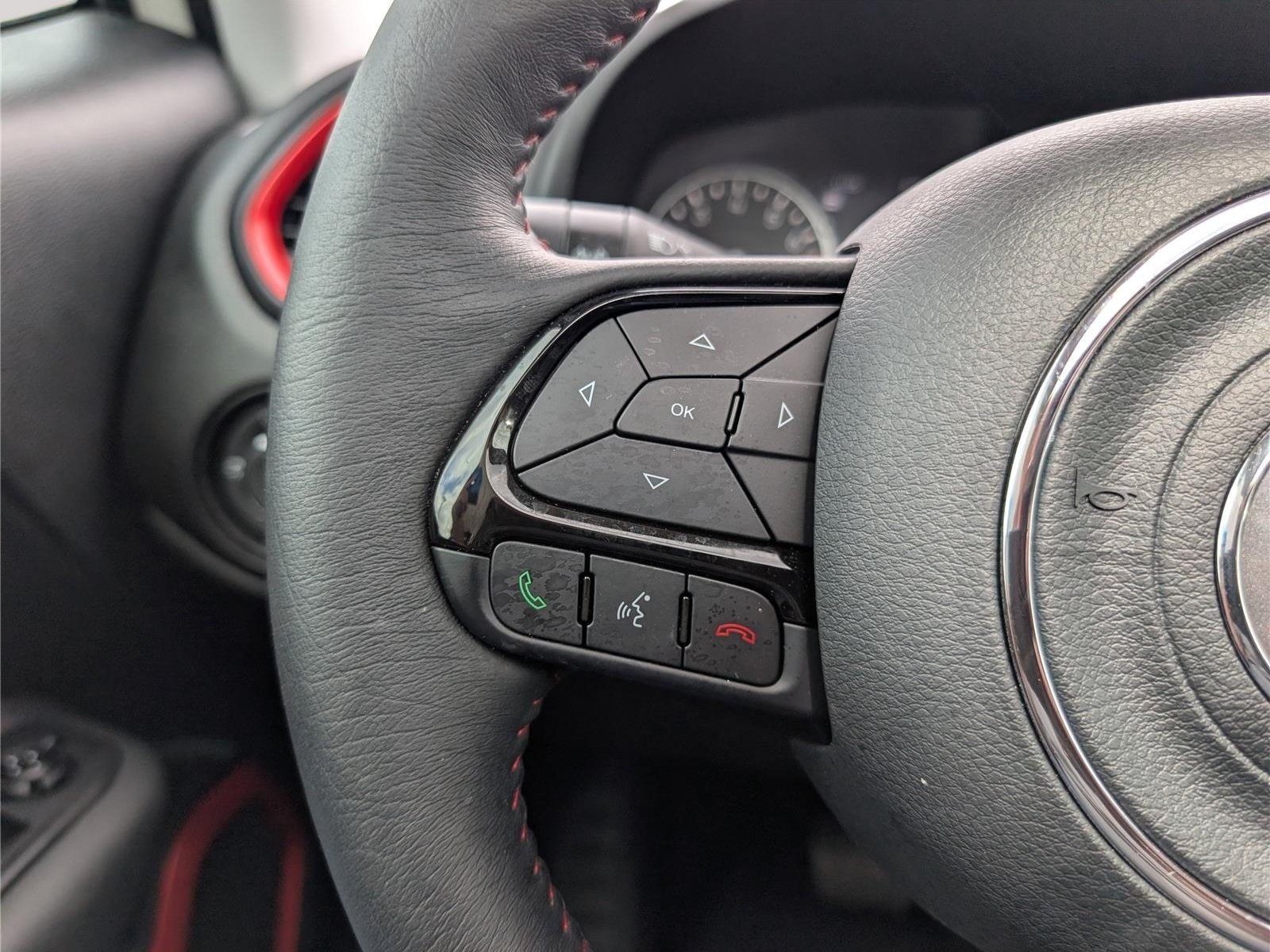 Used 2022 Jeep Renegade Trailhawk w/ Sun/Sound Group AWD/4WD image 22