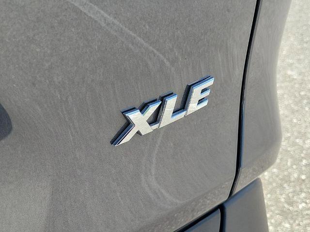 Used 2023 Toyota RAV4 XLE w/ Convenience Package image 9