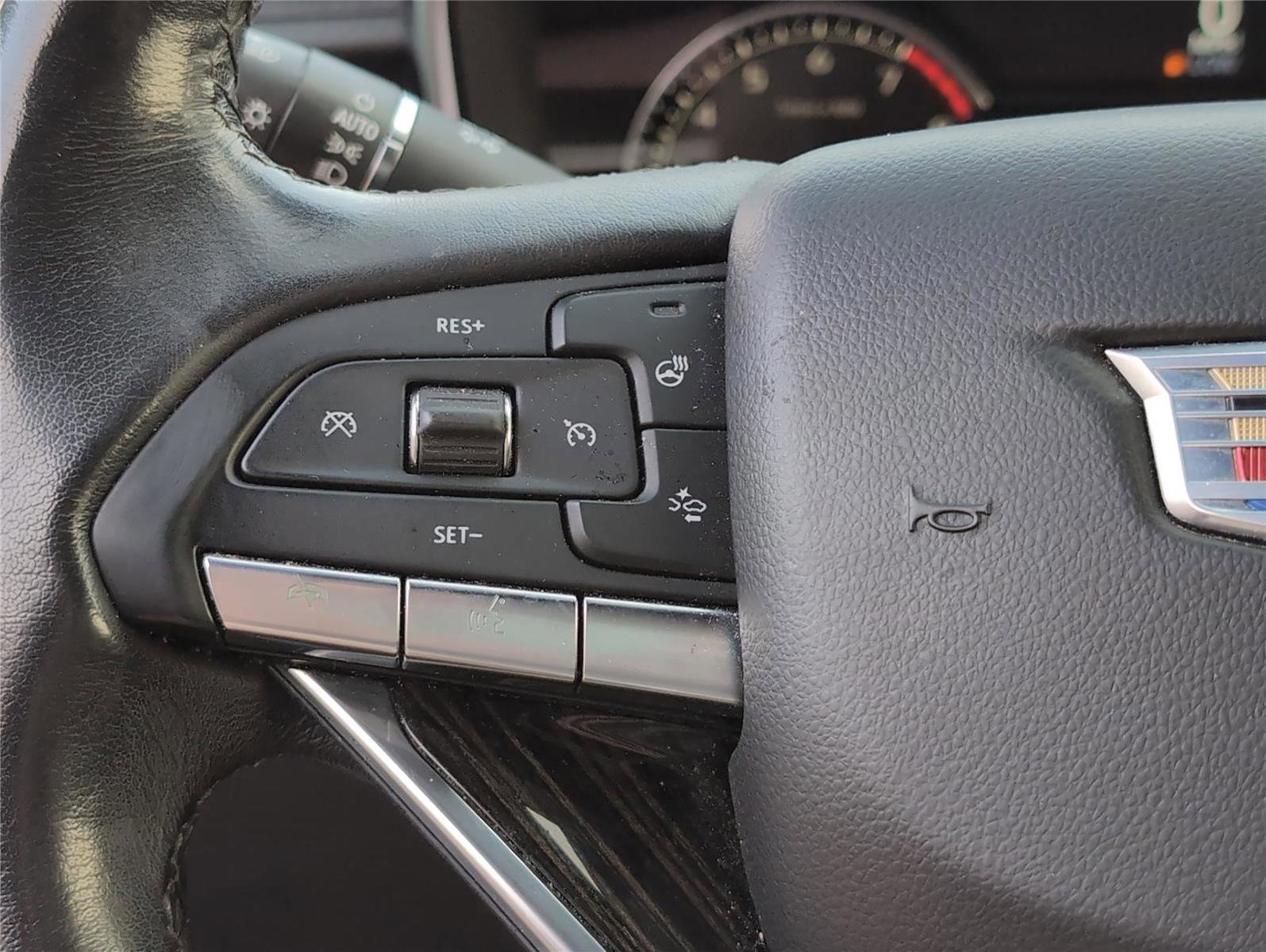 Used 2021 Cadillac XT6 Premium Luxury image 22