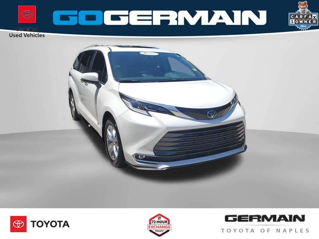 Certified 2025 Toyota Sienna Limited FWD image 5
