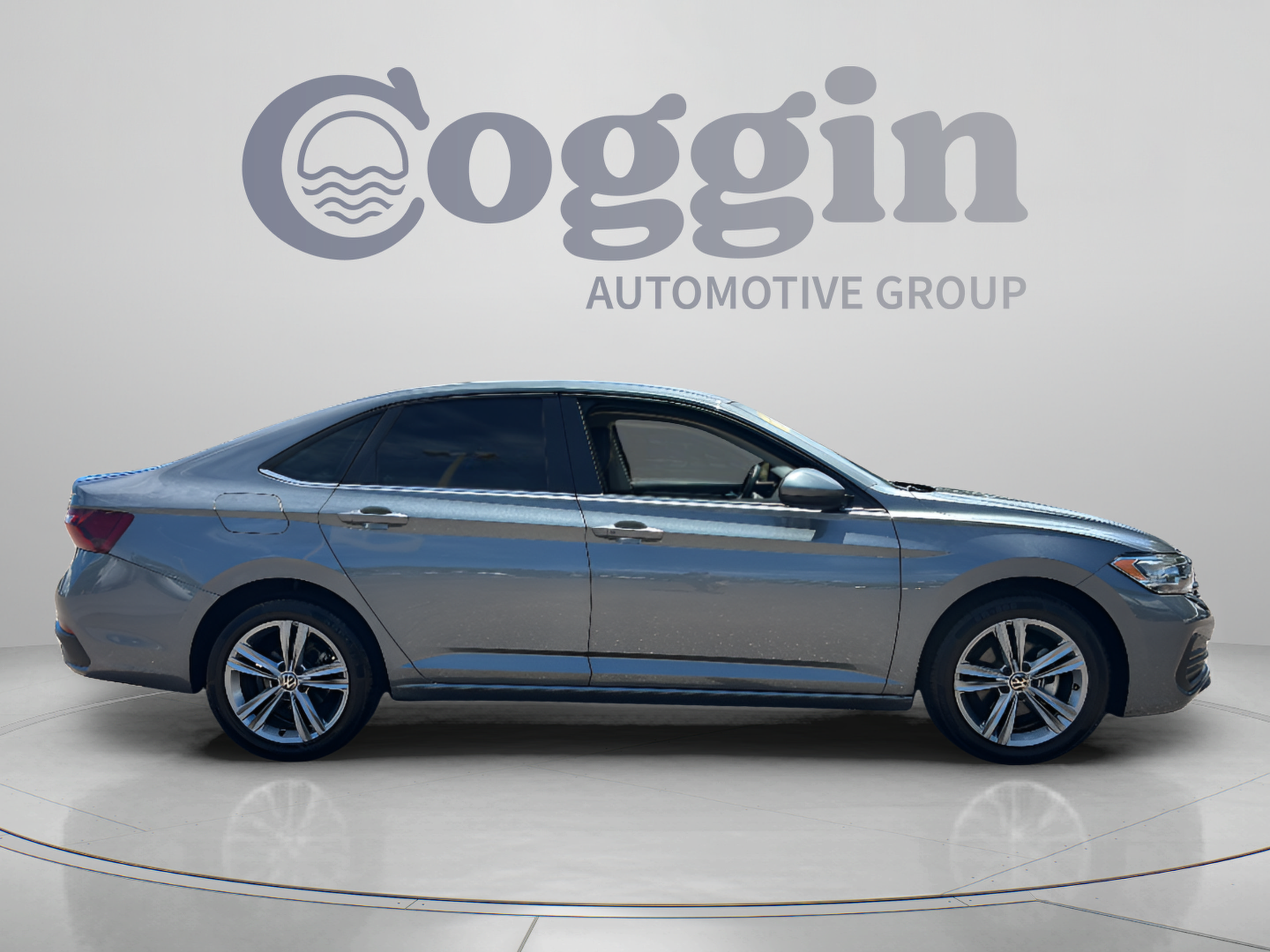 Used 2024 Volkswagen Jetta SE FWD image 6