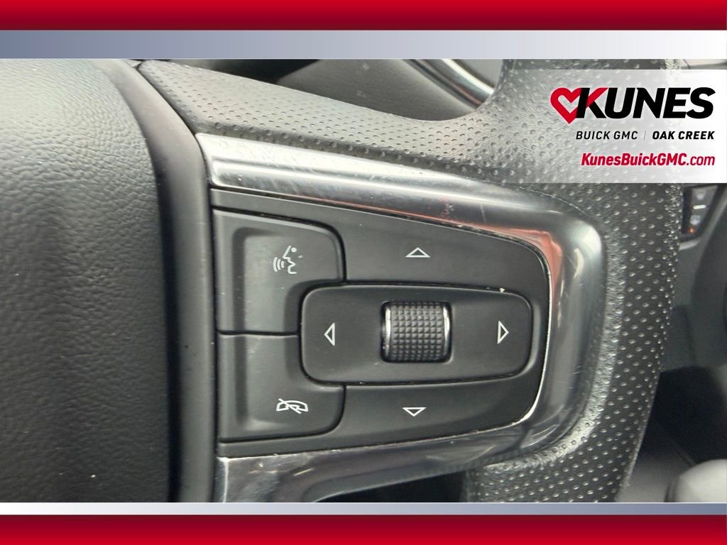 Used 2025 Chevrolet Blazer LT FWD image 14