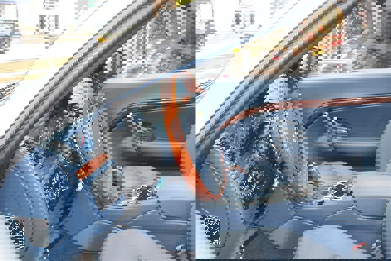 Used 2010 Maserati GranTurismo Convertible image 17