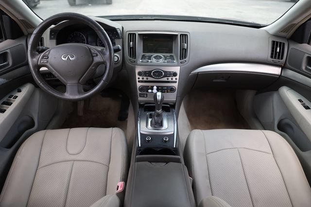 Used 2012 INFINITI G25 Journey RWD image 2