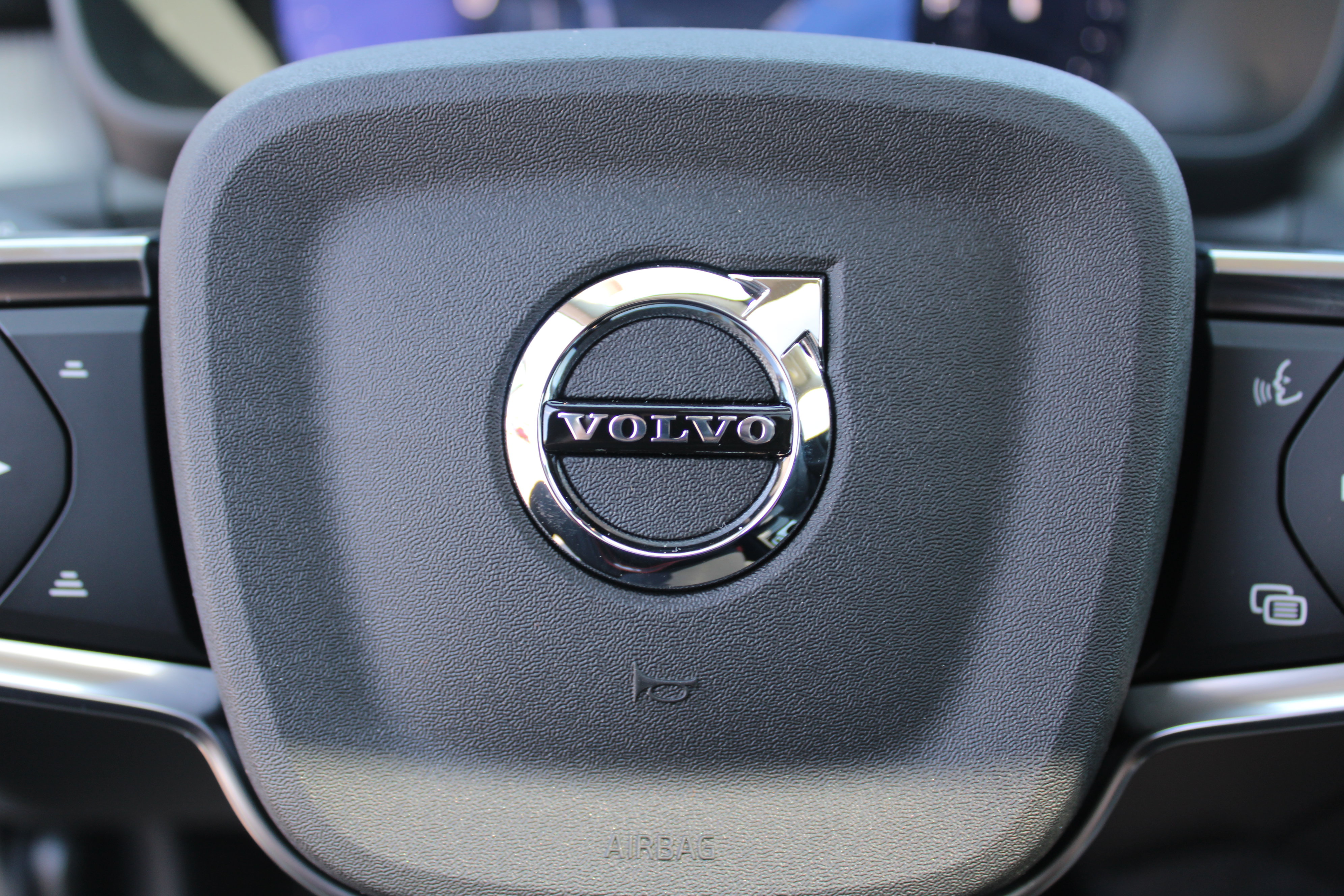 Used 2026 Volvo XC40 B5 Plus w/ Protection Package Premier AWD/4WD image 13