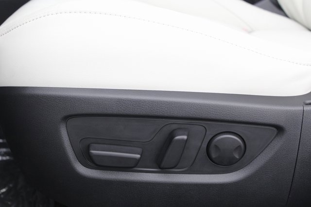 Used 2025 MAZDA CX-30 AWD 2.5 S w/ Premium Package image 14