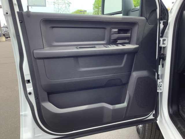 New 2026 RAM 2500 Tradesman w/ Chrome Appearance Group AWD/4WD image 9
