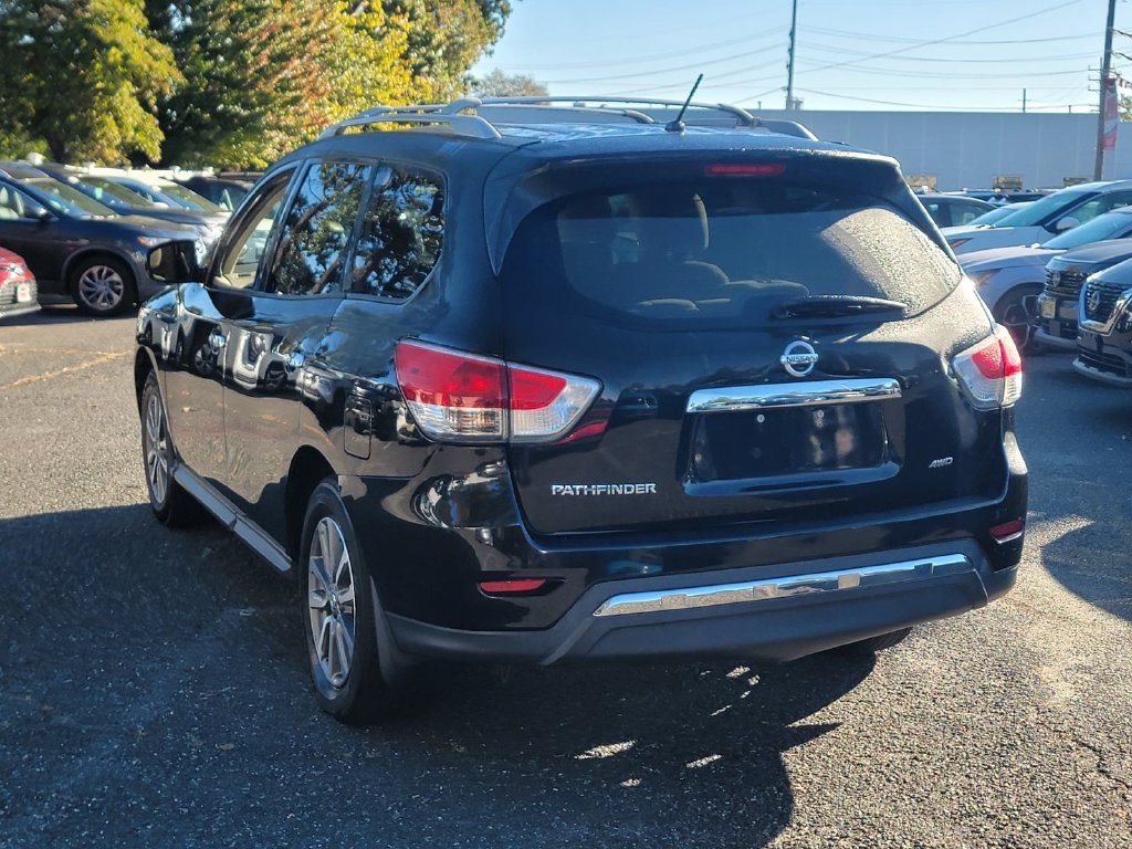 Used 2015 Nissan Pathfinder S FWD image 7