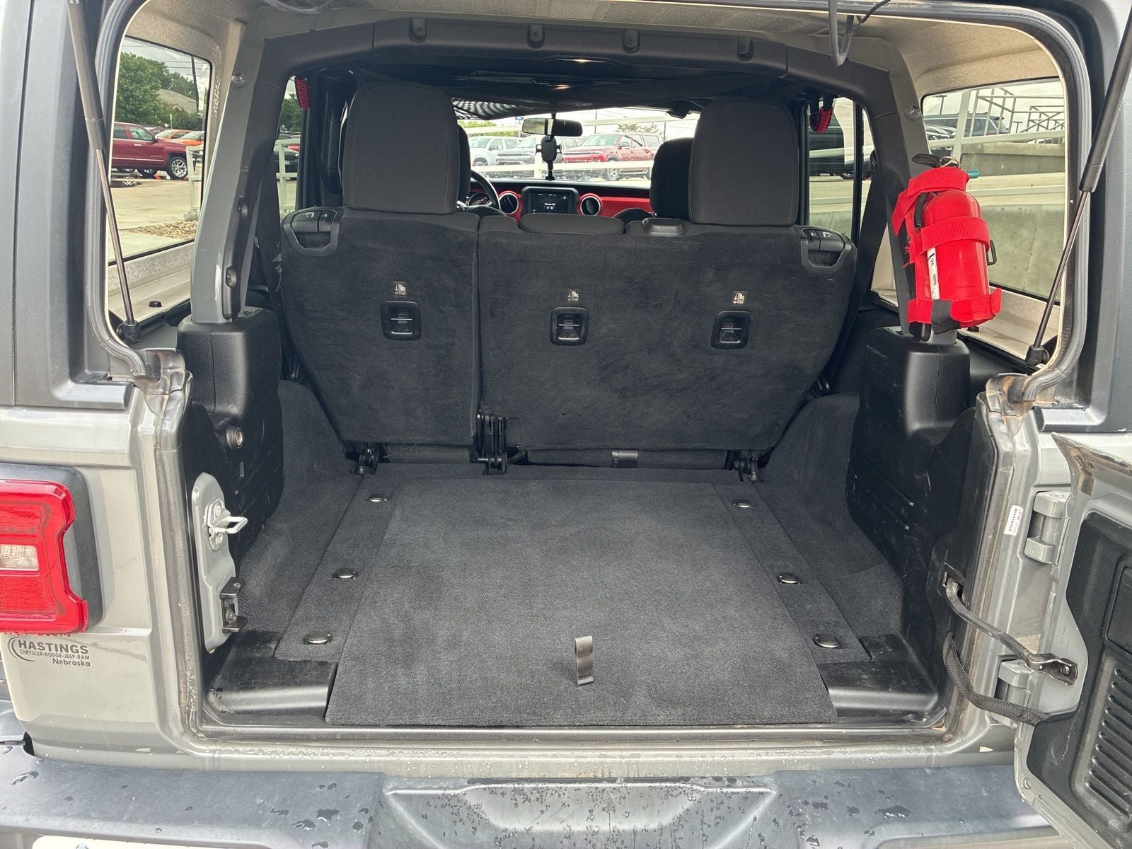 Used 2019 Jeep Wrangler Unlimited Rubicon w/ LED Lighting Group AWD/4WD image 5