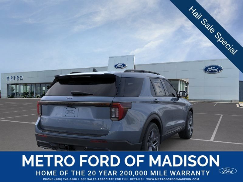New 2026 Ford Explorer ST-Line w/ ST-Line Street Pack AWD/4WD image 9
