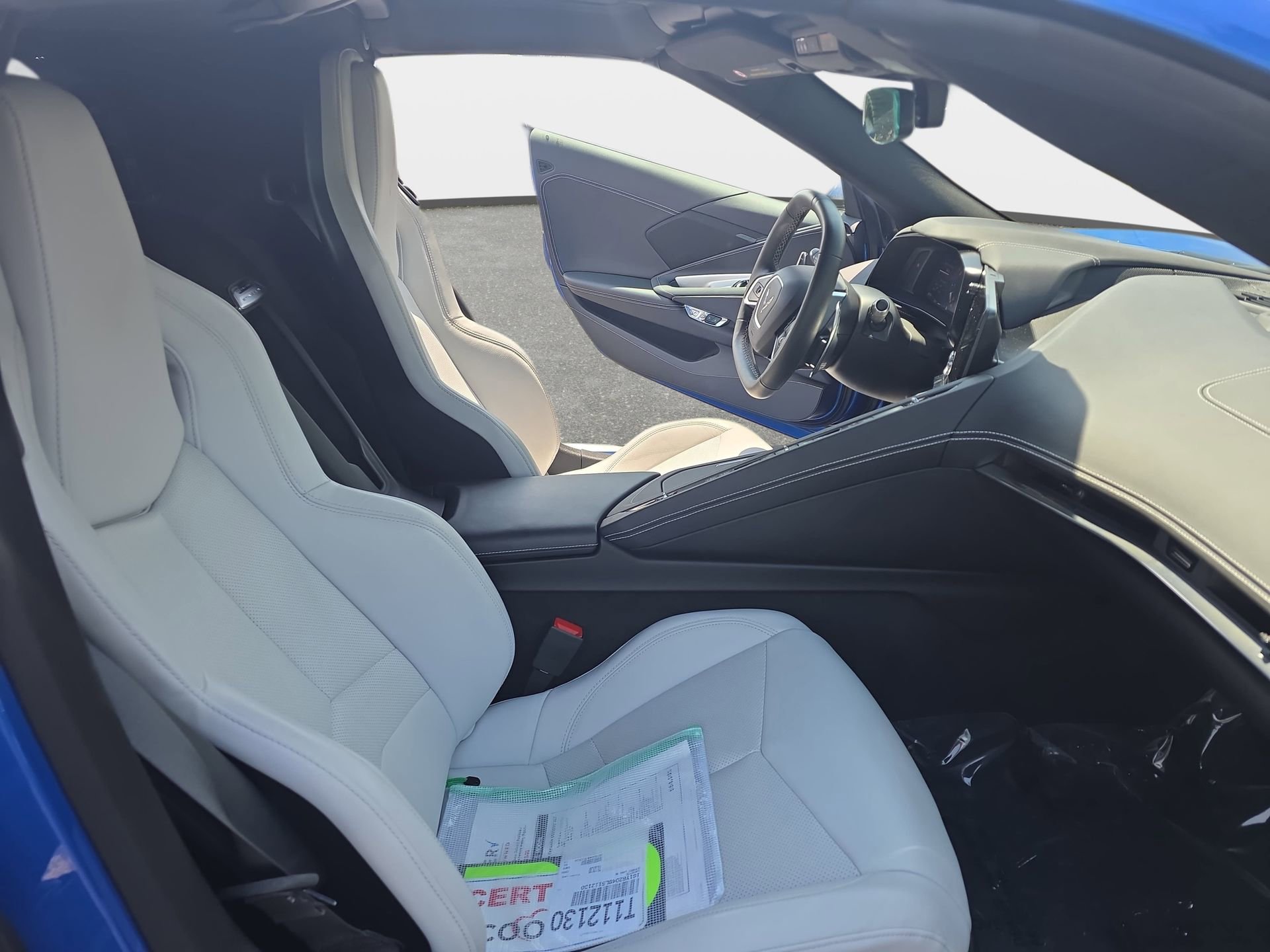 Used 2020 Chevrolet Corvette Stingray Coupe w/ 1LT RWD image 10