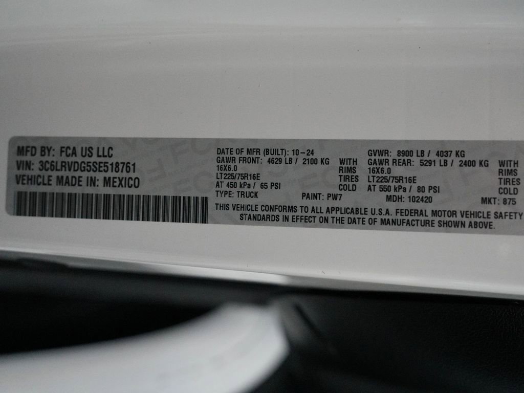 Used 2025 RAM ProMaster 2500 w/ Convenience Group FWD image 10