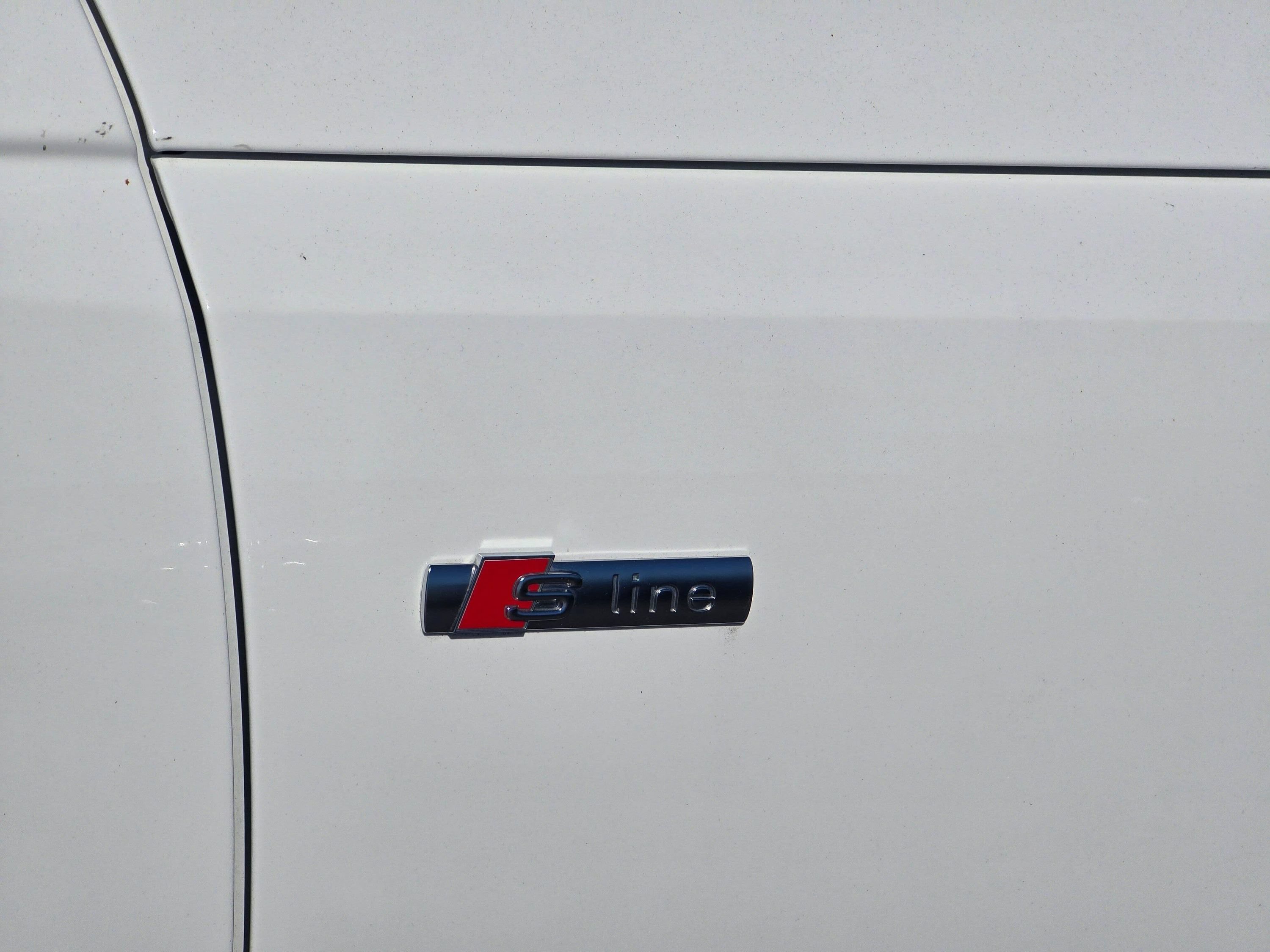 Used 2022 Audi A4 2.0T Premium Plus AWD/4WD image 32