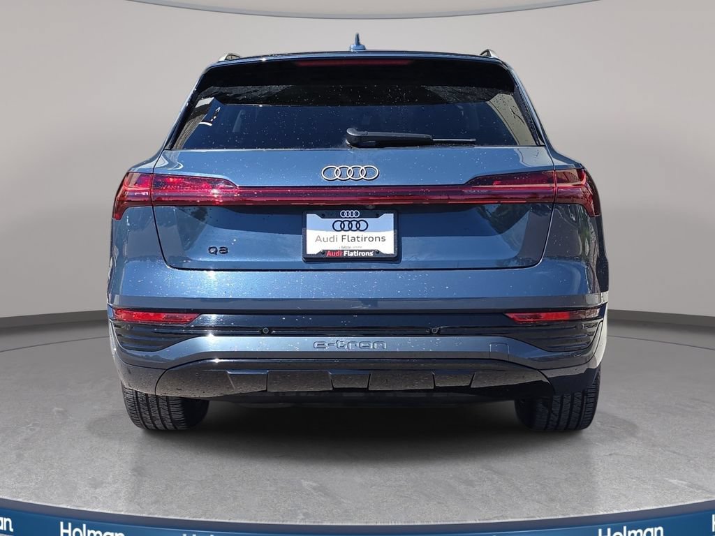 Certified 2024 Audi Q8 e-tron Premium Plus w/ Premium Plus Package AWD/4WD image 7