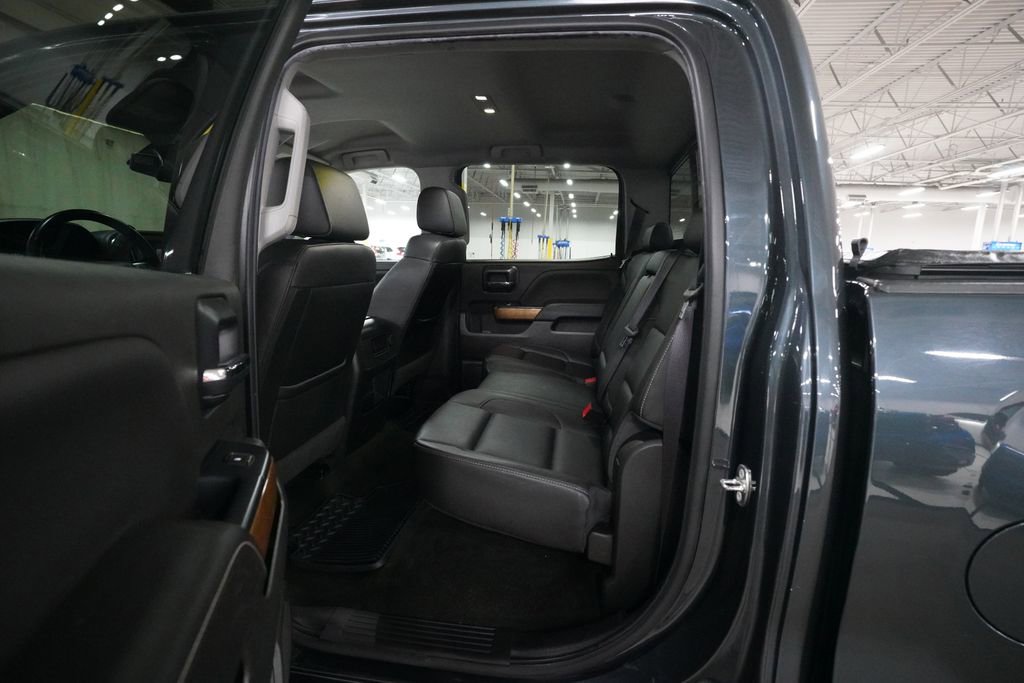 Used 2017 Chevrolet Silverado 1500 LTZ w/ Sport Package AWD/4WD image 15