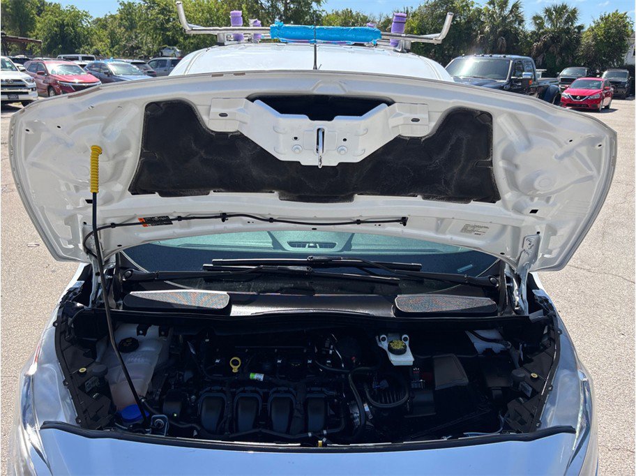 Used 2019 Ford Transit Connect XLT image 34