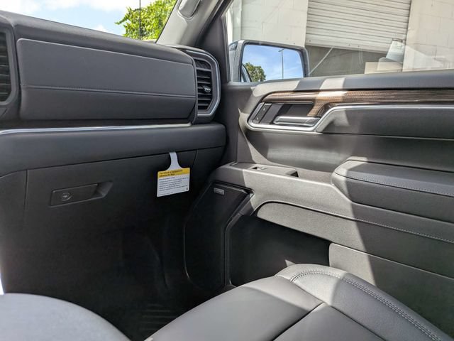 New 2026 Chevrolet Silverado 1500 RST AWD/4WD image 16