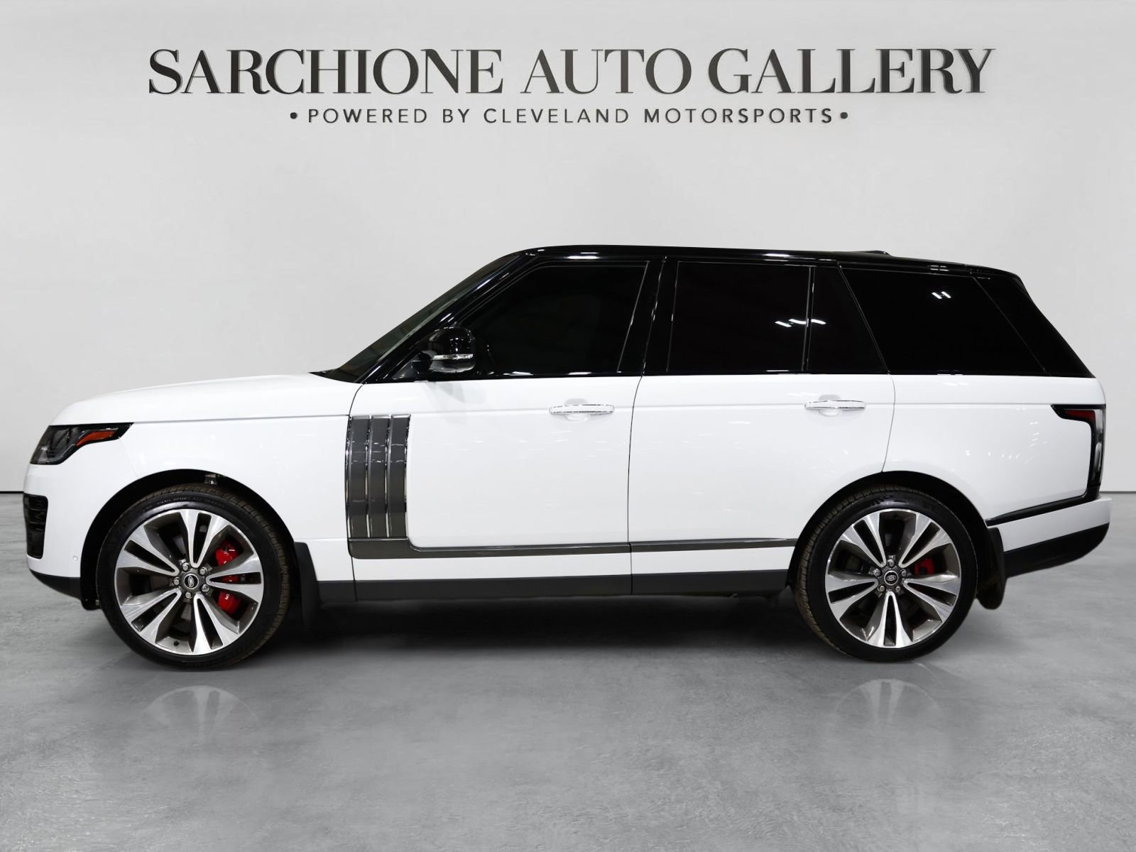 Used 2021 Land Rover Range Rover SV Autobiography Dynamic image 3