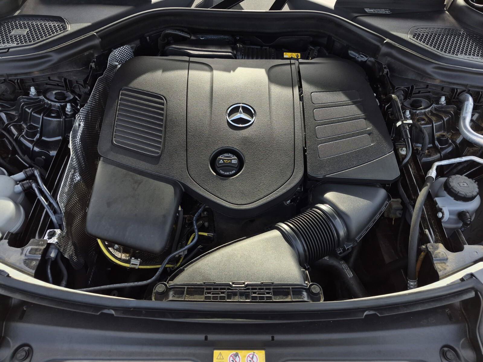 Used 2024 Mercedes-Benz GLC 300 image 11