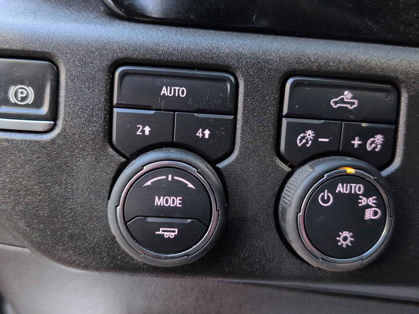 Used 2025 Chevrolet Silverado 1500 LT w/ Work Truck Package image 20