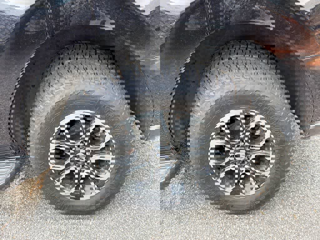 Used 2024 Ford Expedition XLT AWD/4WD image 9