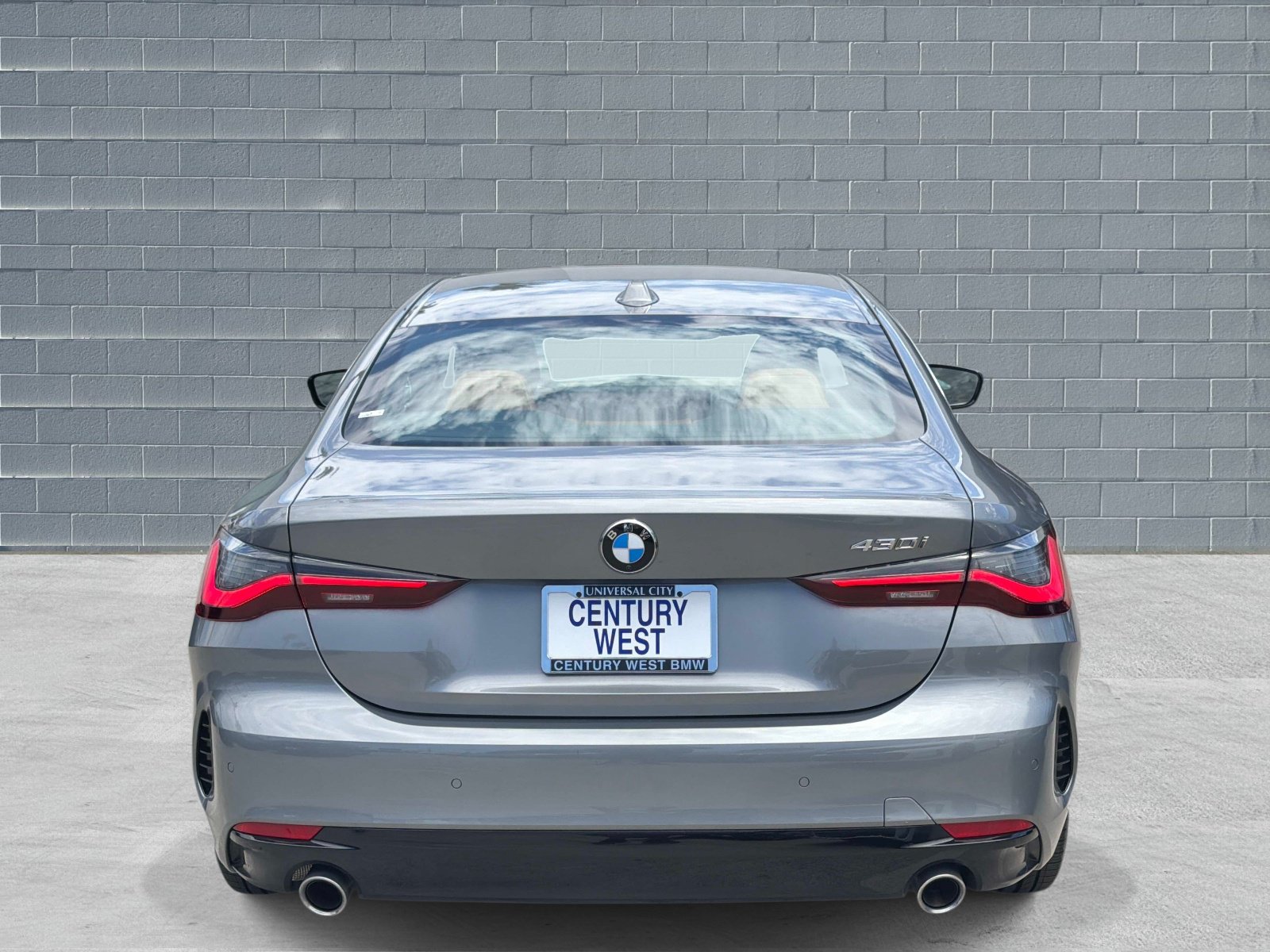 Used 2026 BMW 430i Coupe w/ Parking Assistance Package RWD image 4