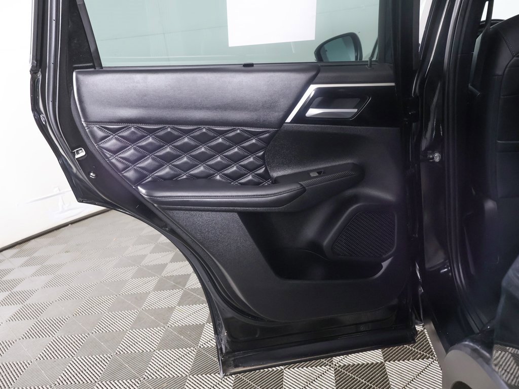 Used 2023 Mitsubishi Outlander SEL image 23