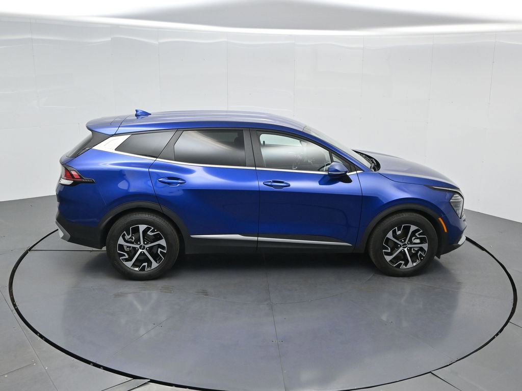 Certified 2024 Kia Sportage EX FWD image 31