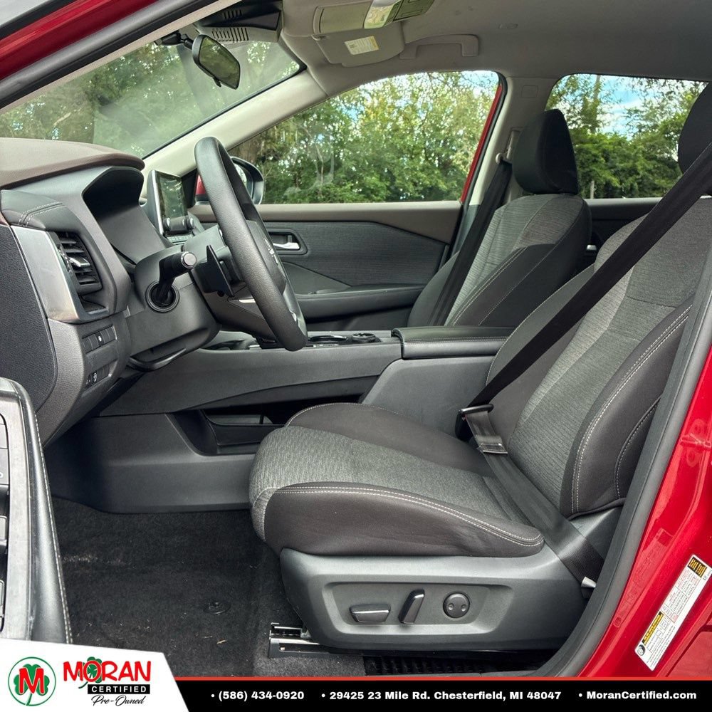 Used 2023 Nissan Rogue SV AWD/4WD image 11