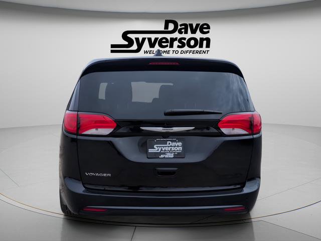 New 2026 Chrysler Voyager LX image 4