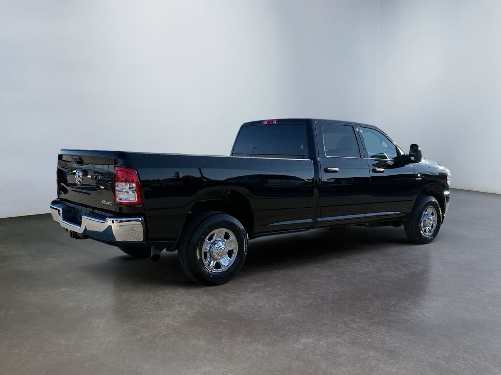 Used 2024 RAM 3500 Tradesman w/ Chrome Appearance Group image 3