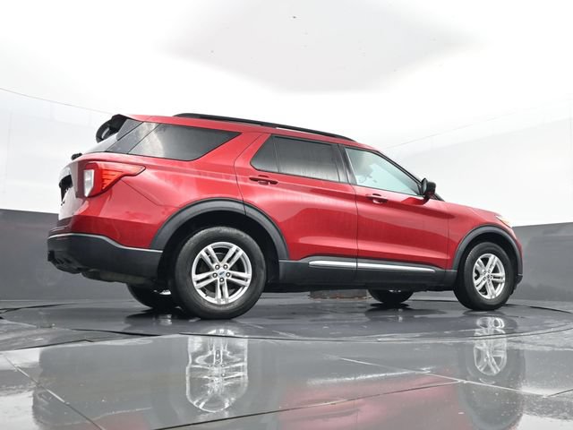 Used 2022 Ford Explorer XLT w/ Class IV Trailer Tow Package AWD/4WD image 26