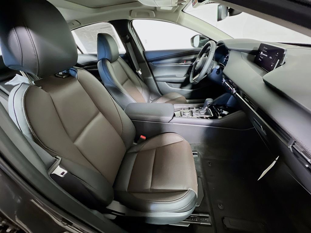 New 2026 MAZDA MAZDA3 2.5 Turbo Sedan w/Premium Plus image 21