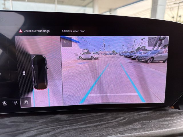 Used 2025 Audi Q5 Premium w/ Convenience Package AWD/4WD image 20