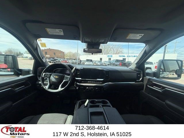 Used 2025 Chevrolet Silverado 2500 LT w/ Convenience Package AWD/4WD image 14
