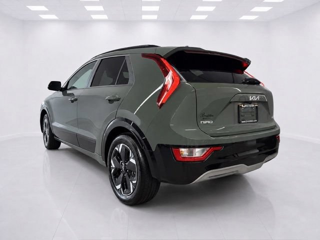 Used 2024 Kia Niro Wave w/ Wave Preserve Package FWD image 8