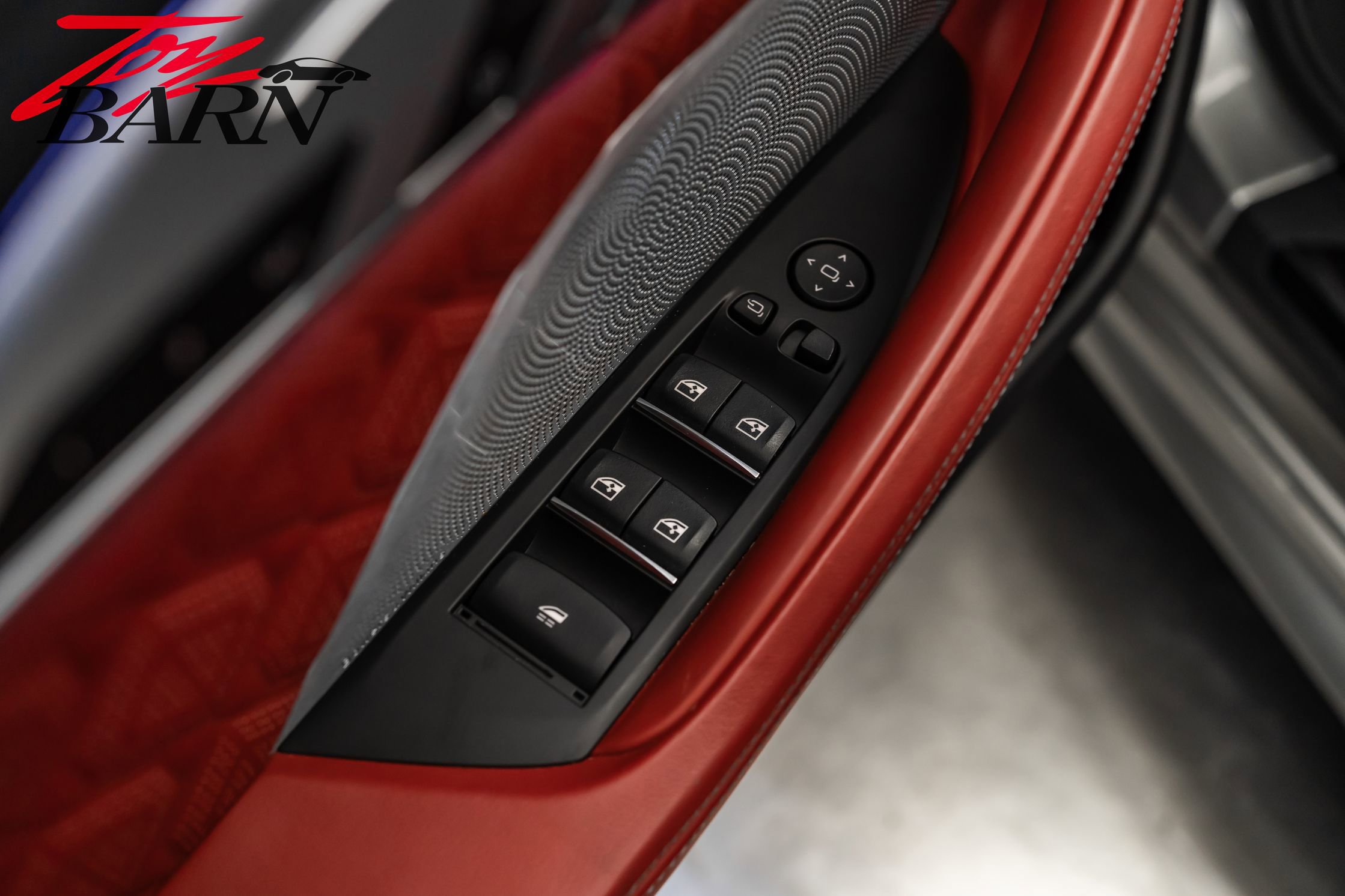 Used 2020 BMW M8 Competition w/ M Carbon Exterior Package image 30